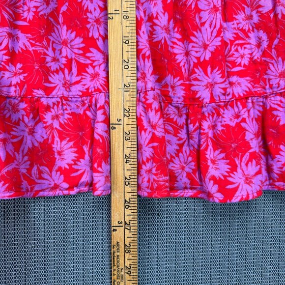 Terra & Sky Womens 1X (16W-18W) Red Floral Print Top Short Sleeve Swing Tiered - Picture 6 of 8